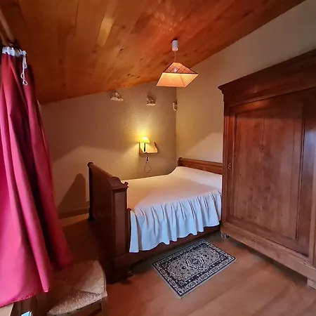 Maison De Caractère Avec Jardin, Barque Et Vtt Dans Le Marais Poitevin - Fr-1-426-139 *