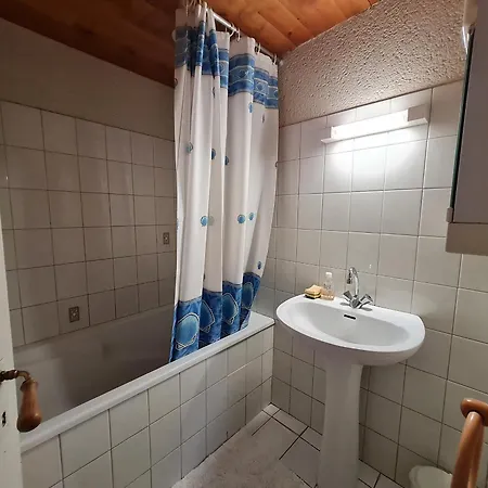 Maison De Caractère Avec Jardin, Barque Et Vtt Dans Le Marais Poitevin - Fr-1-426-139 Benet